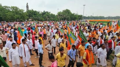 Bihar News :भाजपा का सड़क से सदन का विरोध प्रदर्शन, नियोजित शिक्षकों को  राज्यकर्मी का दर्जा देने की मांग - Bihar Bjp Assembly March, Gandhi Maidan  To Vidhansabha, Teacher ...