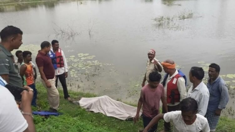 Janjgir-Champa News: तालाब में नहाने गए मजदूर की डूबने से मौत, रेलवे लाइन में खंभे लगाने का करता था काम