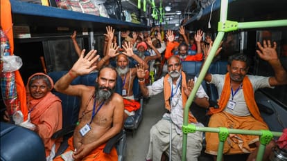Amarnath Yatra 2023: Cheers resonating in Jammu Kashmir, badminton player Saina Nehwal reached yatra