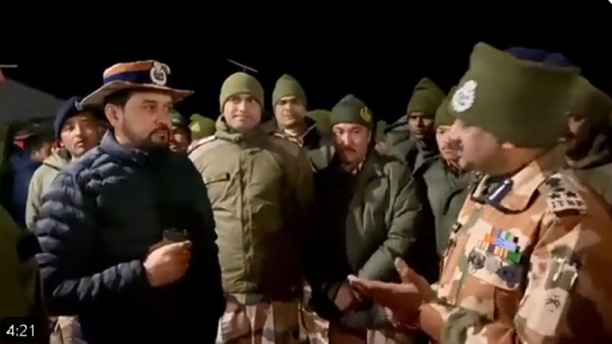 India-China border in Leh altitude of 15,000 feet Anurag Thakur spoke with the ITBP jawans guarding border