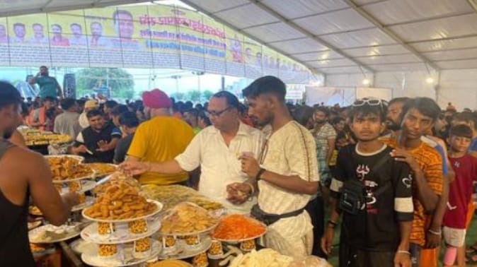 Kanwariyas are being served five star like food, pudding for breakfast, paneer-naan in lunch
