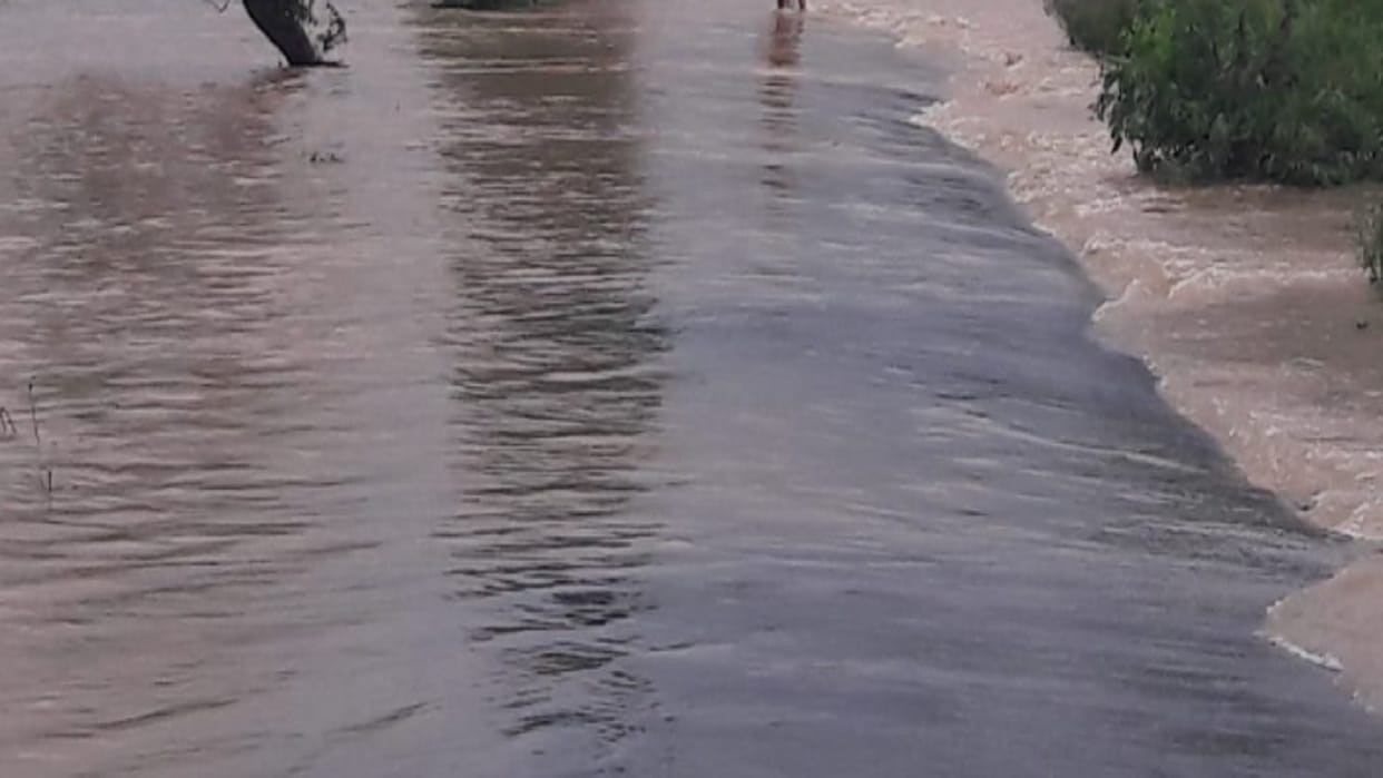 Water of Hindon Yamuna reached in houses flood like situation in coastal villages of Saharanpur, Muzaffarnagar