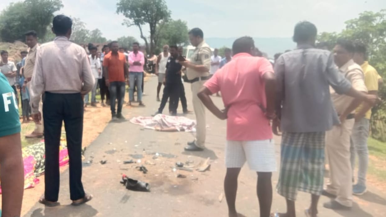 two youths died due to collision of two bikes in Ambikapur