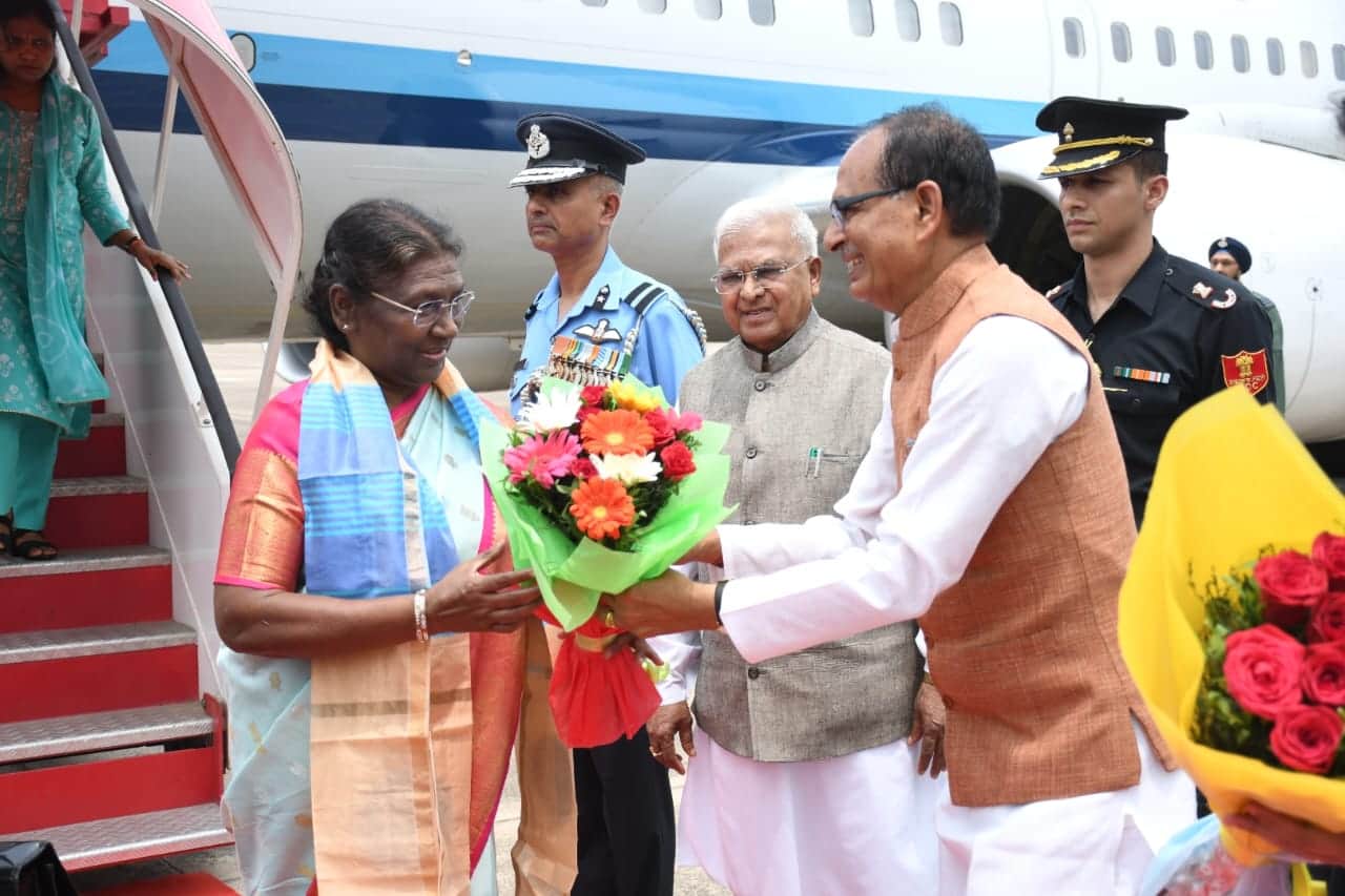 President Droupadi Murmu in Jyotiraditya Scindia's palace In Gwalior, Shivraj Singh Chouhan, Mangu Bhai Patel