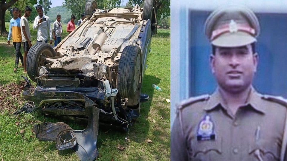Chitrakoot: Car overturned, two including inspector Died