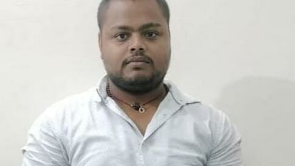 Azamgarh: बाहुबली रमाकांत यादव का पौत्र चढ़ा यूपी एसटीएफ के हत्थे, मृगांग पर दर्ज हैं कई मामले Grandson of Bahubali Ramakant Yadav arrested by UP STF, more than half a dozen cases are registered