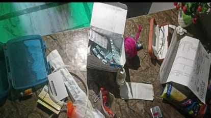 Agra: अस्पताल पर लगा था 'सरकार द्वारा मान्यता प्राप्त' का बोर्ड, स्वास्थ्य विभाग की टीम पहुंची; तो खुल गई पोल health department raid on fake hospital in agra up news