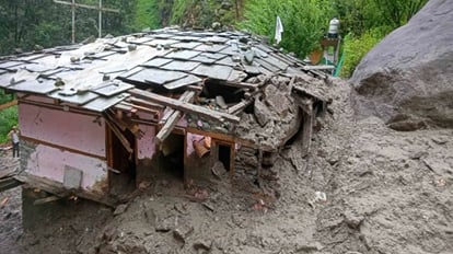 Kullu Cloudburst: कुल्लू के राउली नाले में भी फटा था बादल, सात परिवार हो गए बेघर Cloud burst in Rauli drain of Kullu, seven families became homeless