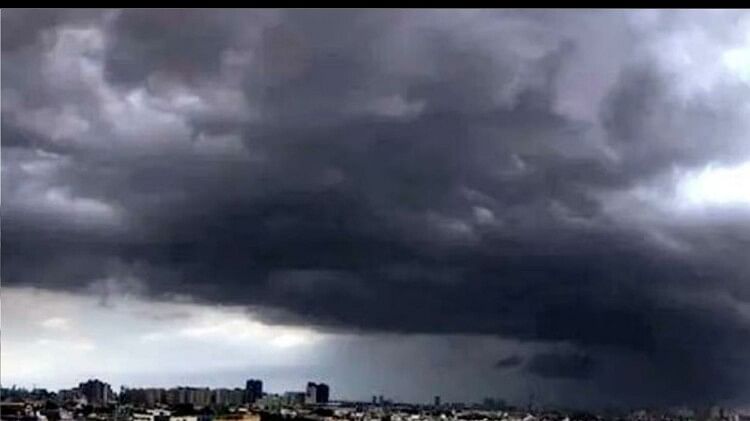 CG weather news: छत्तीसगढ़ में मानसून की बेरुखी, उमस से लोग परेशान, अगले 24 घंटों में हो सकती है बारिश