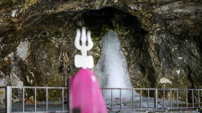 Amarnath Yatra 2023: With cheers groups move towards holy cave, see journey in pictures
