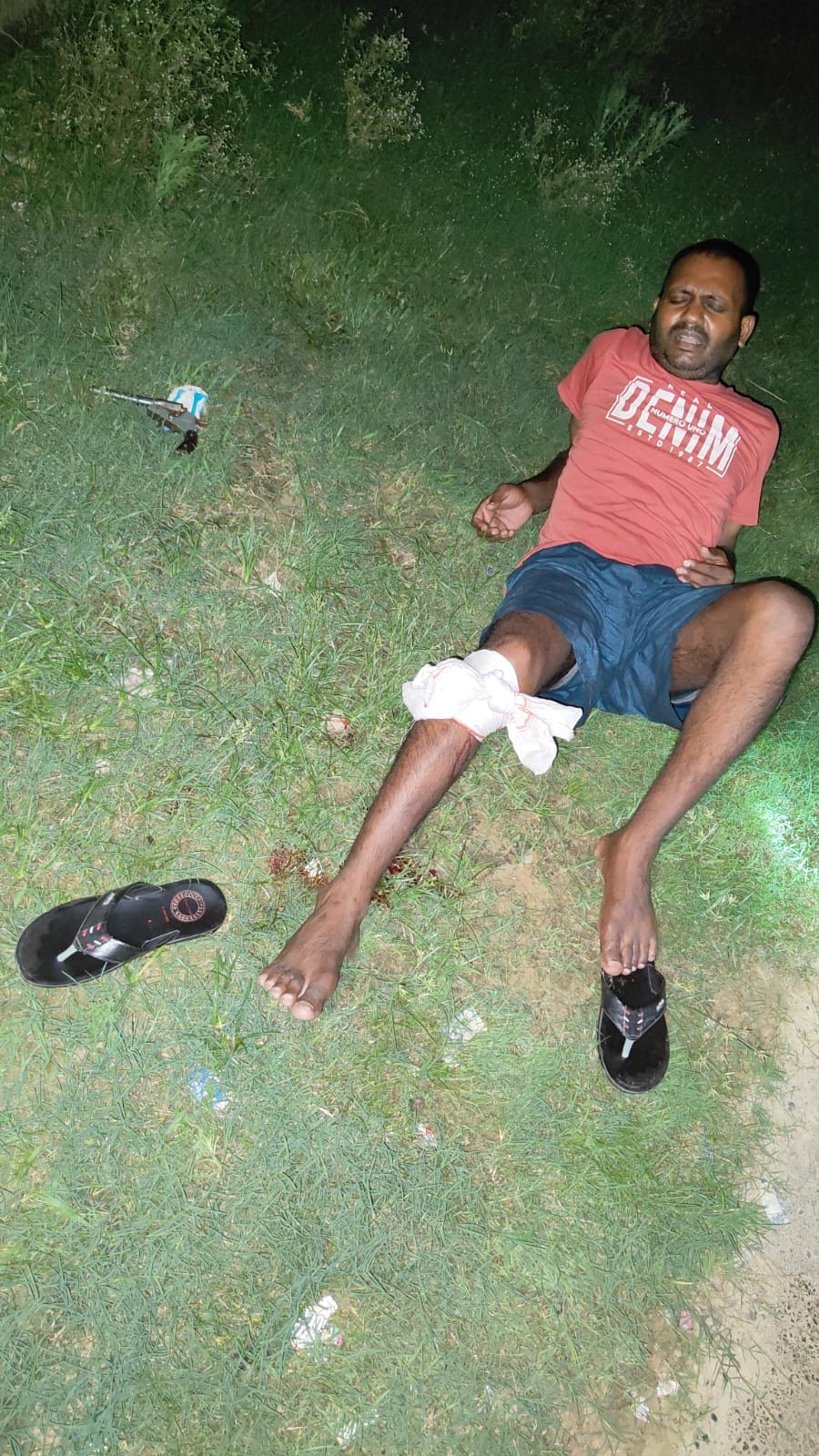 Two miscreants involved in VMart robbery injured in police encounter, one lakh 46 thousand rupees recovered