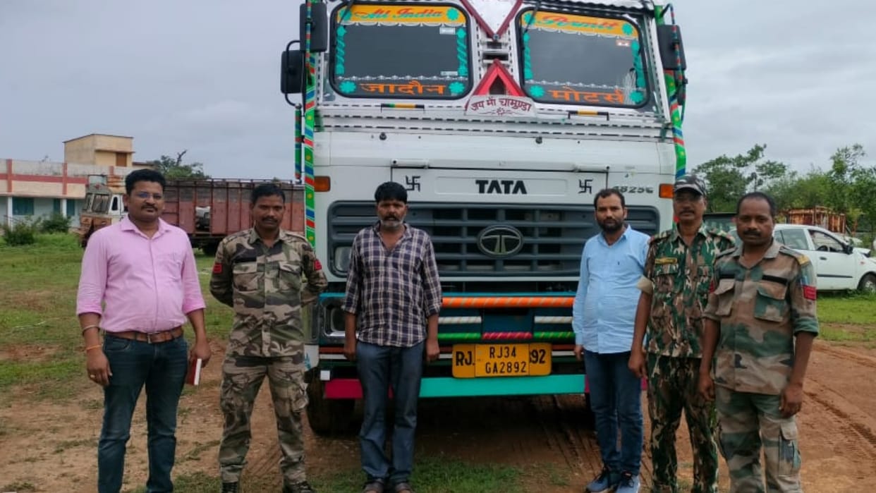 two accused arrested who came to sell fertilizers from other states in Jagdalpur