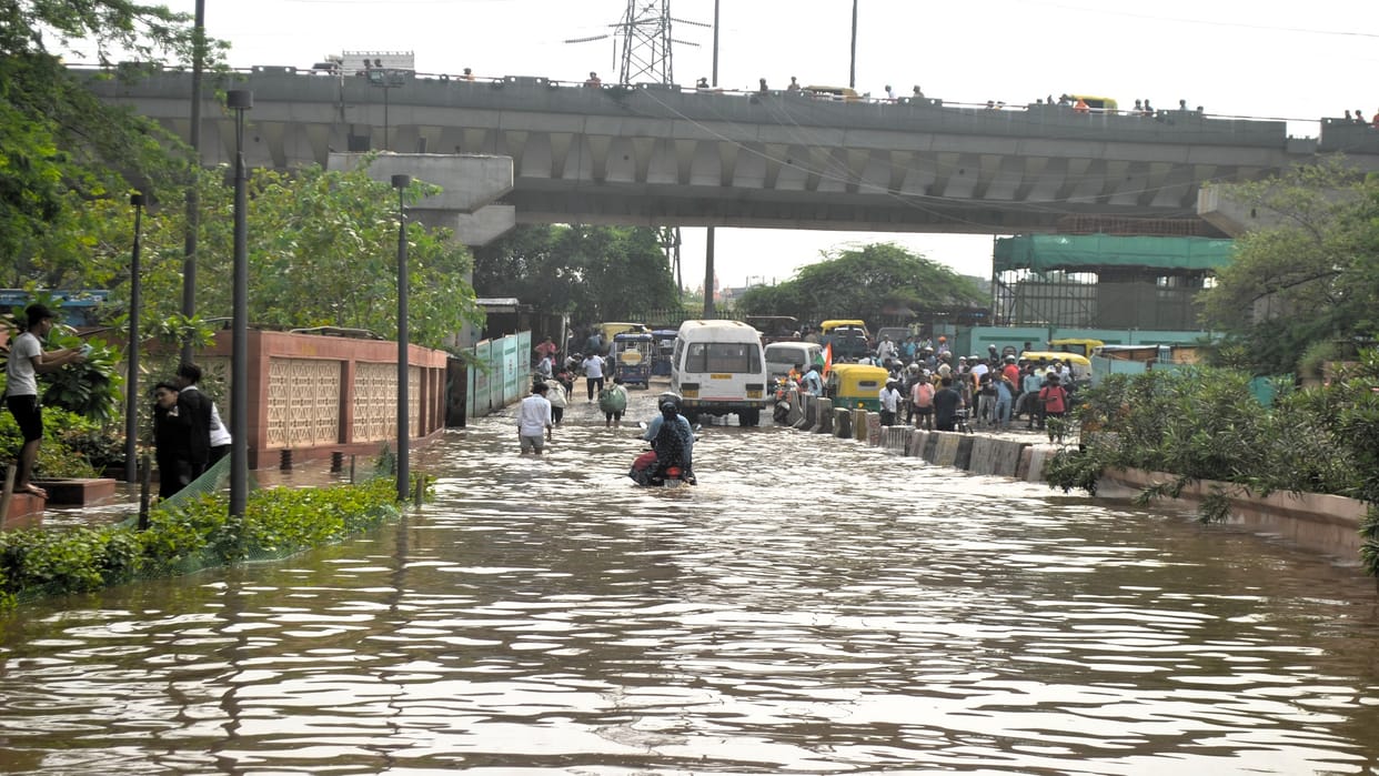 Chief Engineer team of Haryana Government visited ITO Barrage