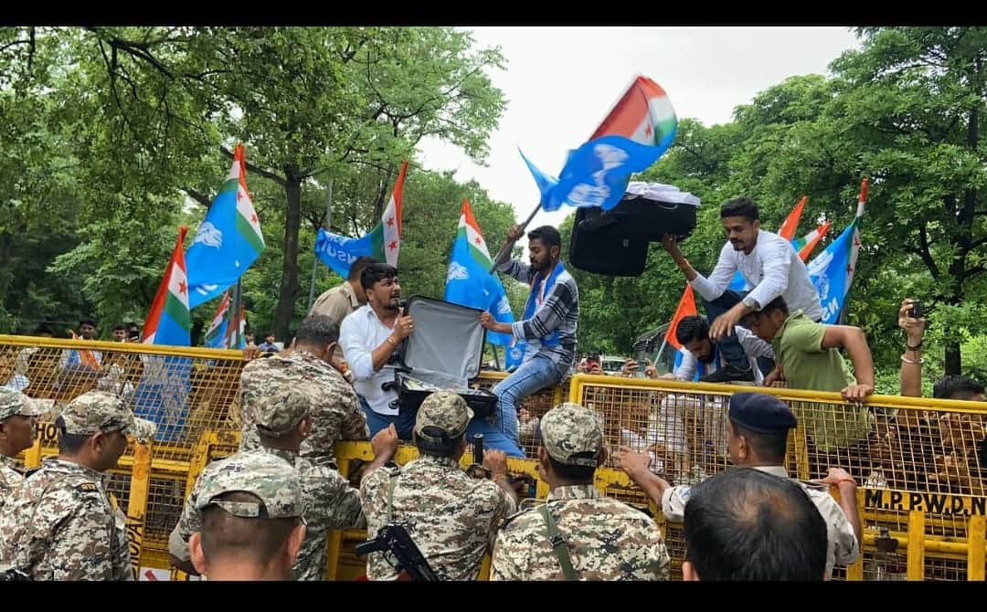 MP News: Jeetu Patwari said - Vyapam's name changed but the scams continue, canceling the entire exam and dema