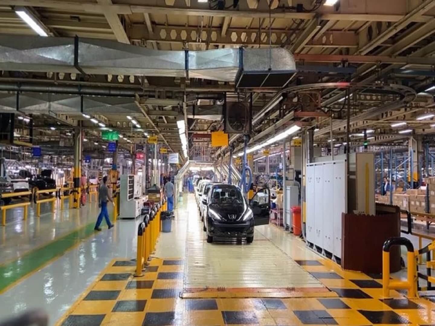 Iran aims to increase its automobile sales internationally eyes on Indian market