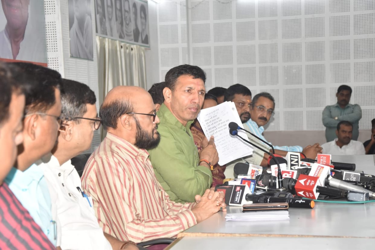 MP News: Jeetu Patwari said - Vyapam's name changed but the scams continue, canceling the entire exam and dema