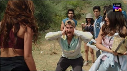 College Romance 4 Review in Hindi Gagan Arora Apoorva Keshav Sadhna Shreya Mehta Nupur Nagpal Jhanvi Rawat