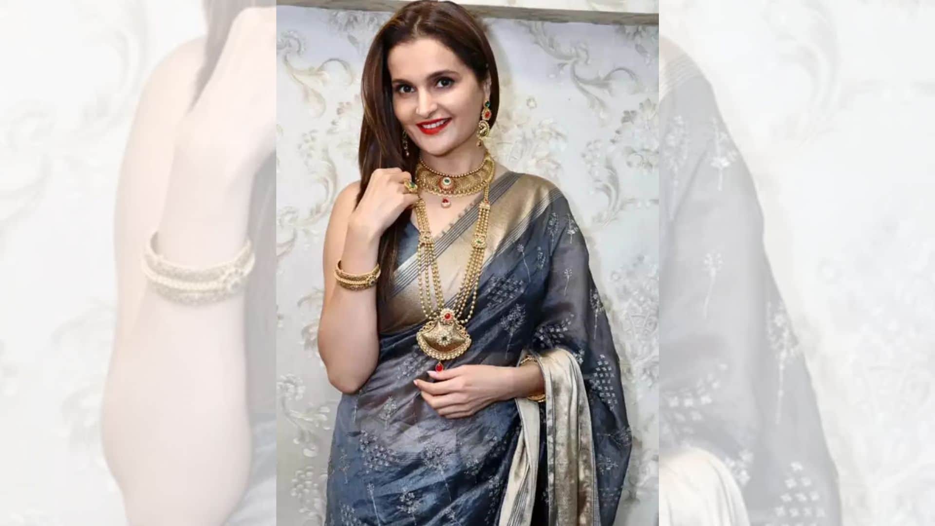 bollywood actress monica bedi offered lead role in film karan arjun but actress had lose for this reason