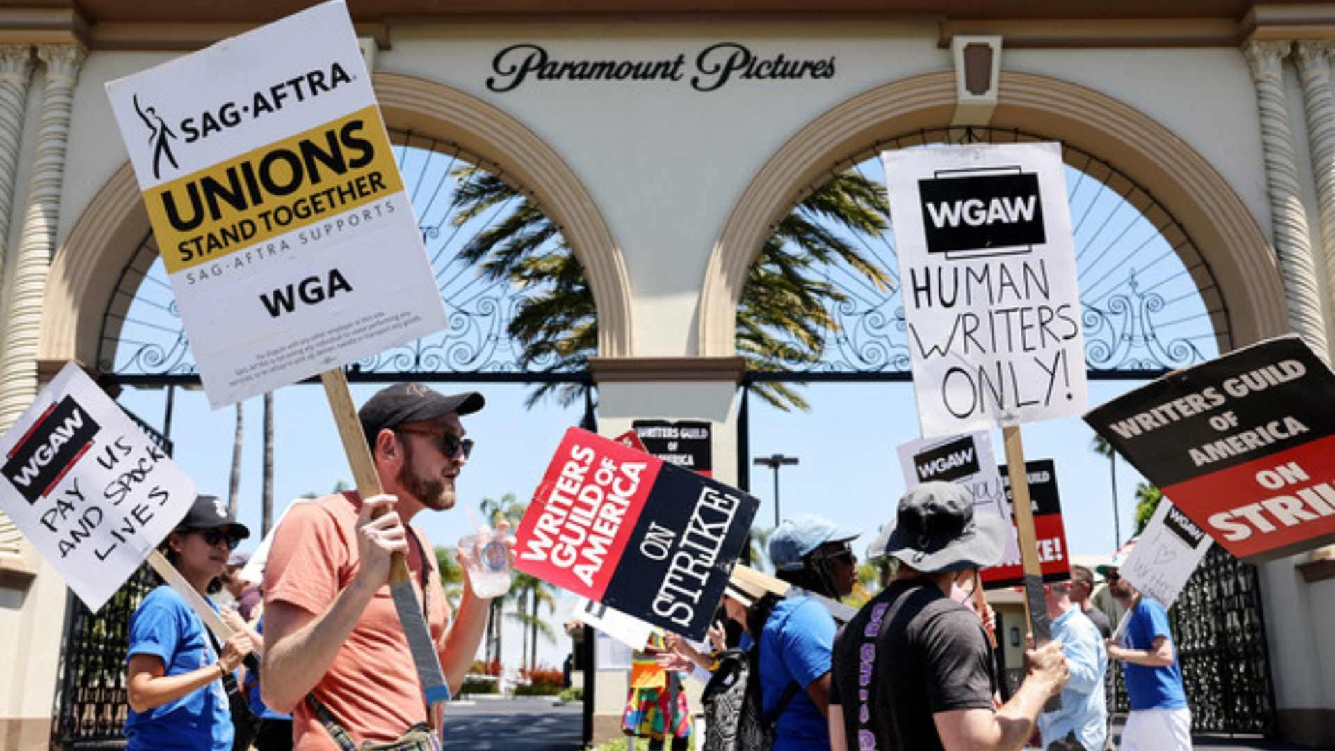 SAG AFTRA Stars Strike Oppenheimer cast walked out of the premiere midway in solidarity