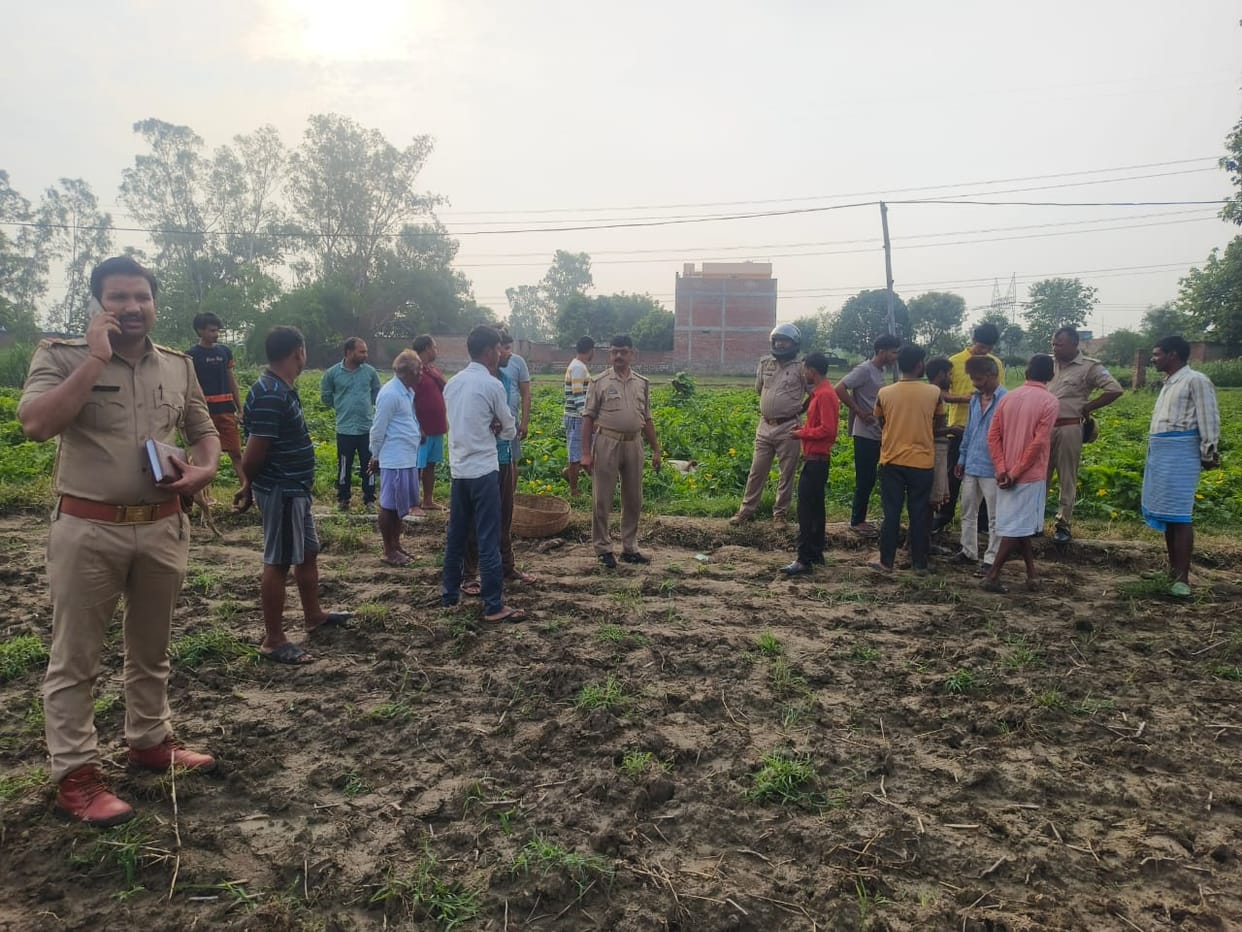 Dead body of former head's nephew found in the field, blood was coming out of the nose