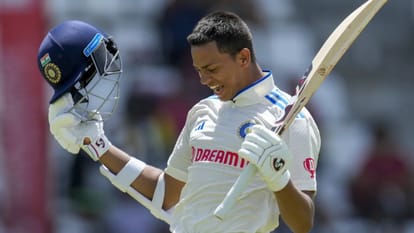 Yashasvi Jaiswal created history in debut with Rohit Sharma Virat Kohli broke Azharuddin Ganguly record