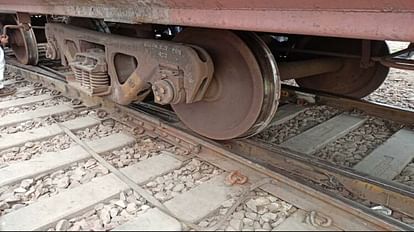 Wheels of goods train derailment during shunting at Yamuna Bridge railway station in Agra