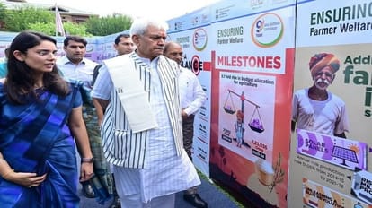 Calling for strike Kashmir now history, LG said - writing new history tourism