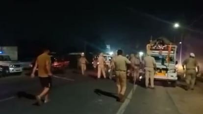 Car hit Kanwariyas vehicle going from Haridwar to Baghapurana in Moga
