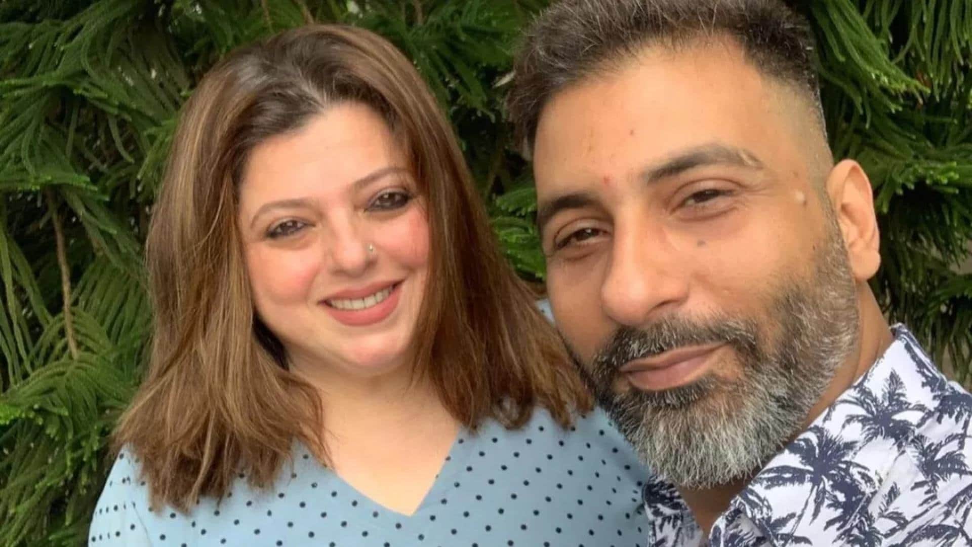 TV Actress Lived In Together but Not Married Delnaaz Irani Mughda Godse Ashlesha Savant Hina Khan