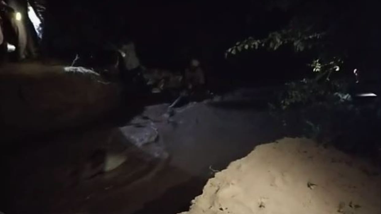 Ghaggar embankment breached late night in Sirsa