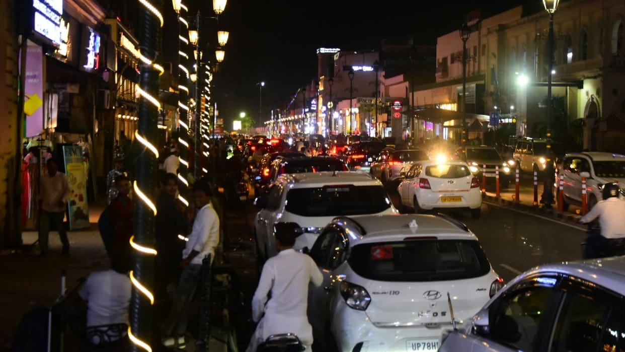 11 places declared no parking zone in Lucknow city.