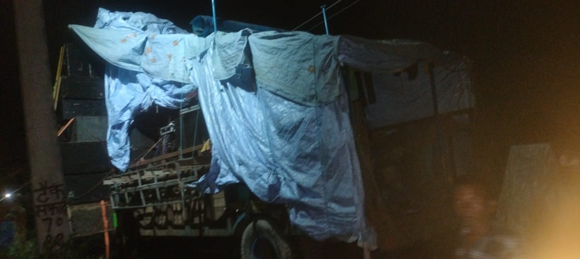 Accident in Meerut: Dak Kanwar hits high tension line, four Shiv devotees died, 16 people were totel
