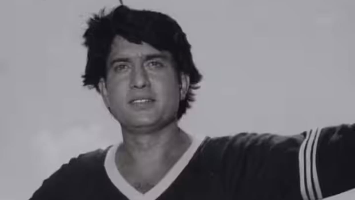 marathi cinema actor ravindra mahajani found dead at his flat in ambi village pune