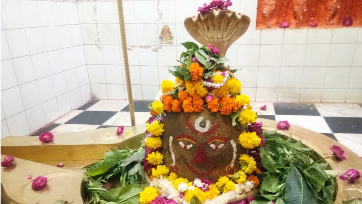 Sawan 2023: Ujjain famous Saubhagyeshwar Mahadev Temple see photos