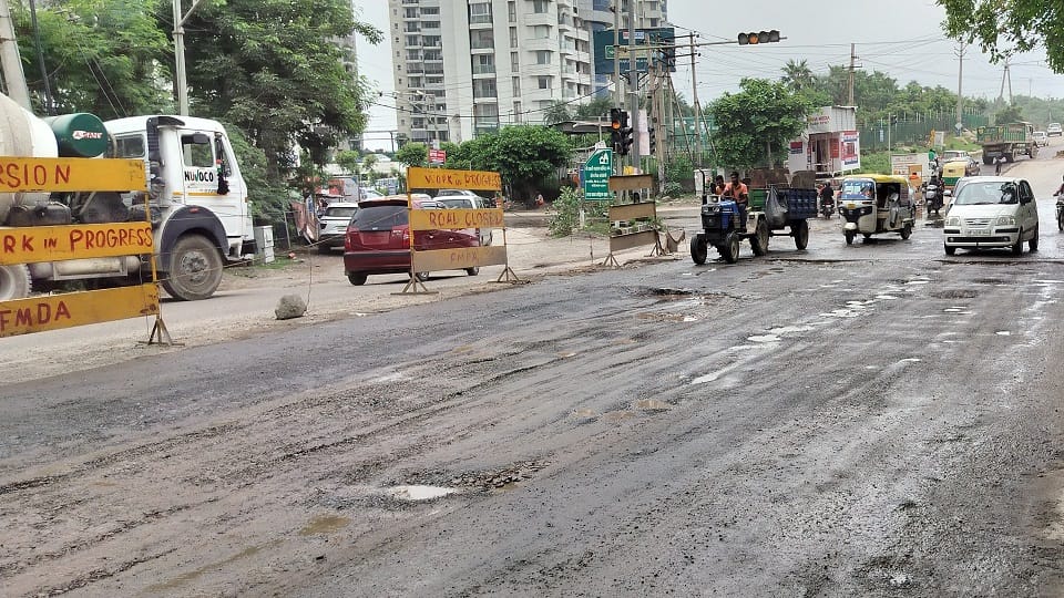 UP: Fake complaints will not be made against road contractors