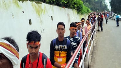 Jammu Kashmir: Vaishno Devi helicopter service stalled due fog, 16500 devotees reached Bhawan first Sawan