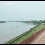 Yamuna Flood: यमुना में उफान से सांसत में लोगों की जान,