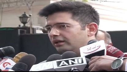 Raghav Chadha tweeted that the Congress announced its clear opposition to the Delhi Ordinance