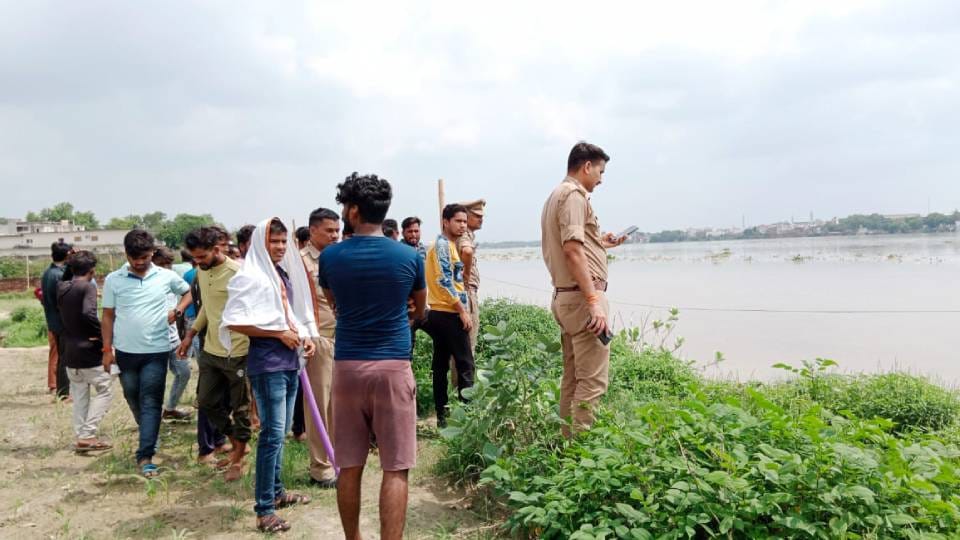 young man called home and said he was going to die and jumped into Yamuna