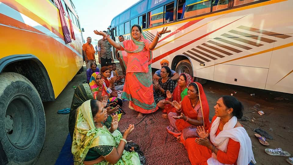 Amarnath Yatra 2023 2 Lakh Devotees Visited Baba Amarnath In 15 Days, See Photos