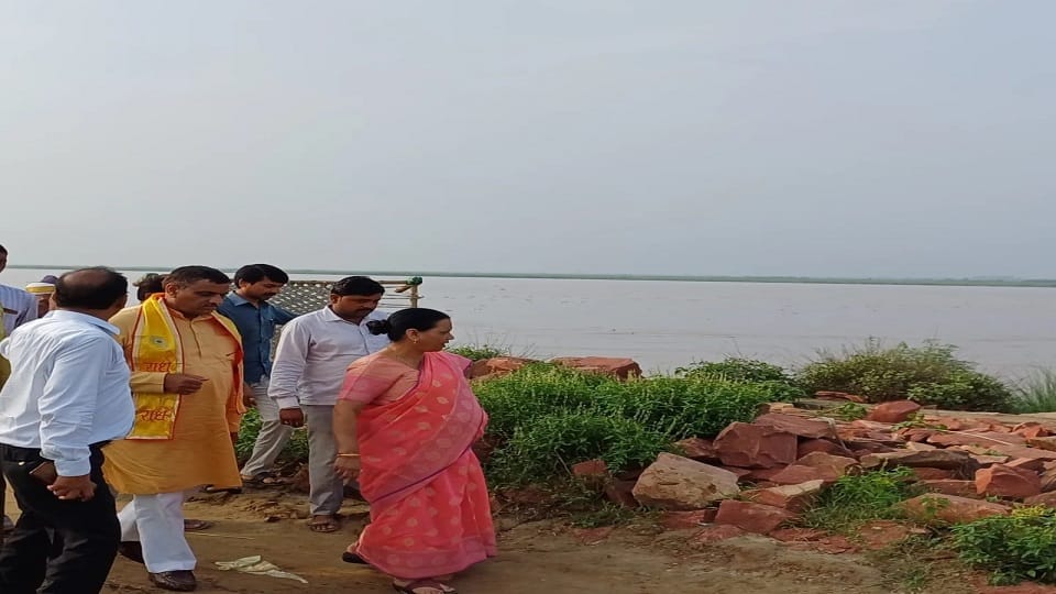 Flood situation worsens in Tappal of Aligarh