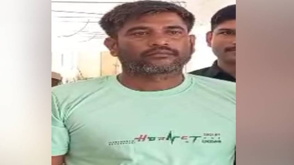 seven year old innocent was shot dead by his uncle in Etah