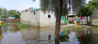 Flood: Alert from Uttarakhand to Uttar Pradesh, Ganga water level rising again, situation tough in Hastinapur