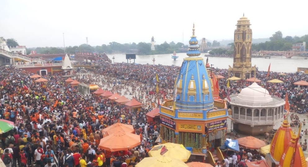 Kanwar Yatra 2023 broke record More than four crore kawariya take jal from Haridwar see photos