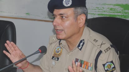 Himachal News: गंभीर आरोप लगाने वाले कारोबारी पर डीजीपी कुंडू ने करवाई एफआईआर, जानिए पूरा मामला Himachal News: DGP Sanjay Kundu Lodges FIR against Businessman Nishant hails from Palampur