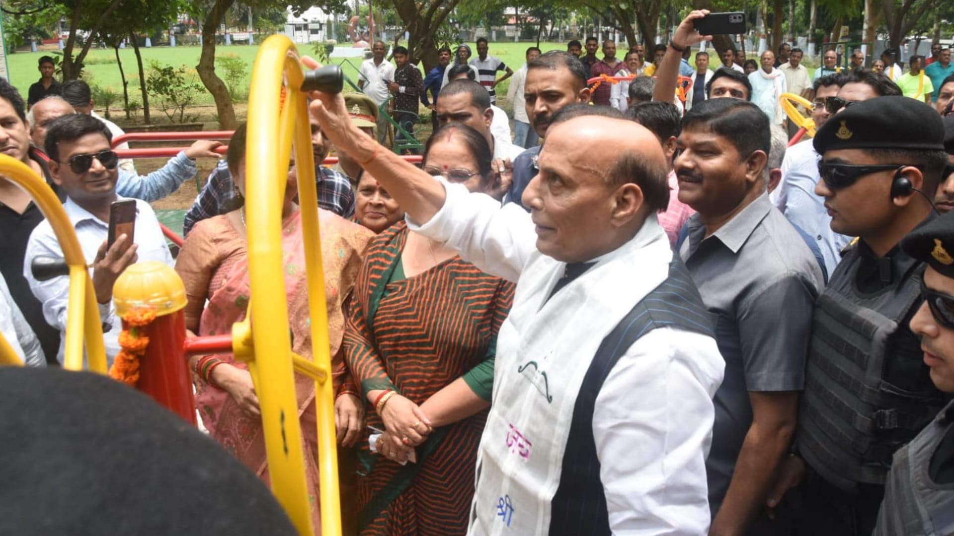 Defence minister rajnath Singh in Lucknow inaugrates the open gym.