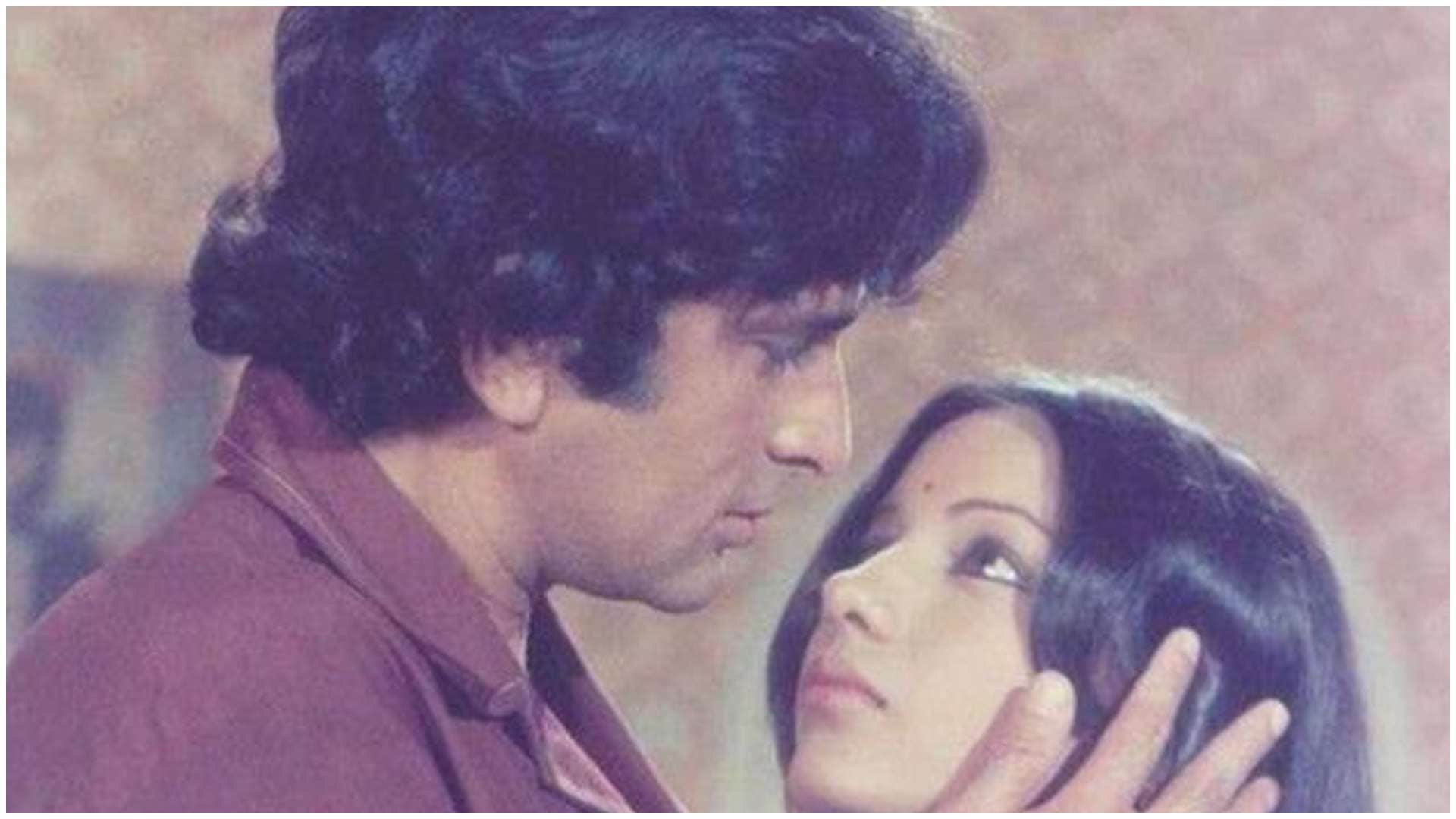 Monday Flashback: When Shashi Kapoor Scold Shabana Azmi On The Sets Of Film Fakira After Seeing Actress crying