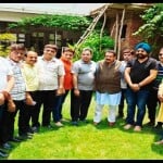 Agra News: जूता कारोबारियों ने केंद्रीय राज्यमंत्री एसपी सिंह बघेल से मिलकर अपनी पीड़ा सुनाई।