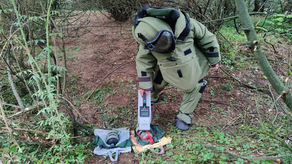 Kupwara news: Two IEDs Recovered in Handwara forests in kashmir