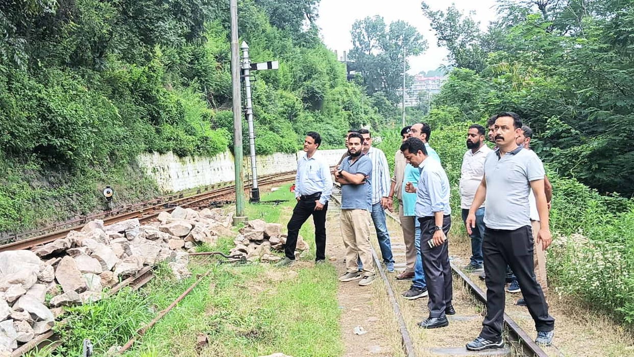 All trains between Kalka-Shimla suspended till August 6, know the reason